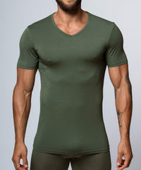 T-Shirt V Neck - Essentials